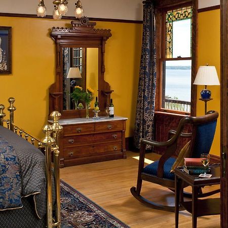 Old Rittenhouse Inn Bayfield Buitenkant foto