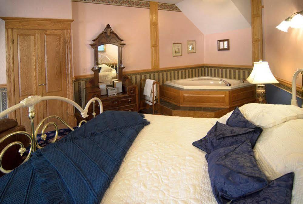 Old Rittenhouse Inn Bayfield Buitenkant foto