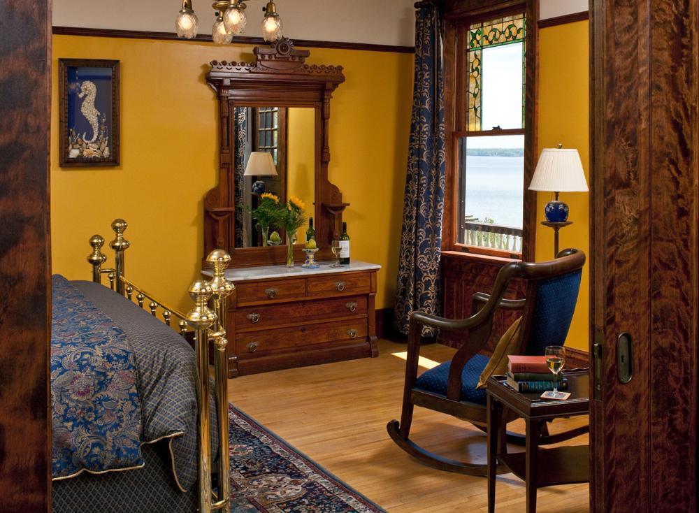 Old Rittenhouse Inn Bayfield Buitenkant foto