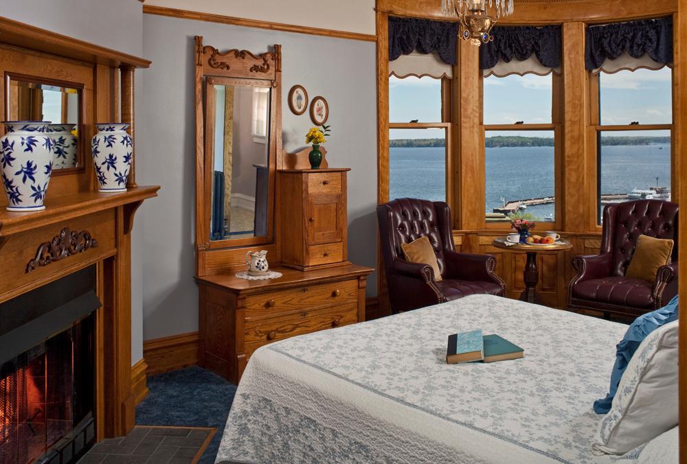 Old Rittenhouse Inn Bayfield Buitenkant foto